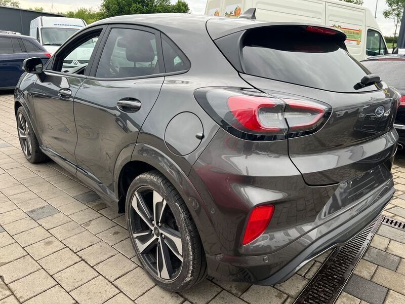 Gebraucht Ford Puma ST-Line X 125 PS (91 kW) 2020 Grau Limousine