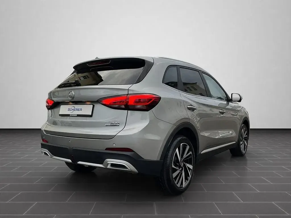 Gebraucht MG ZS Luxury 197 PS (144 kW) 2026 Silber SUV