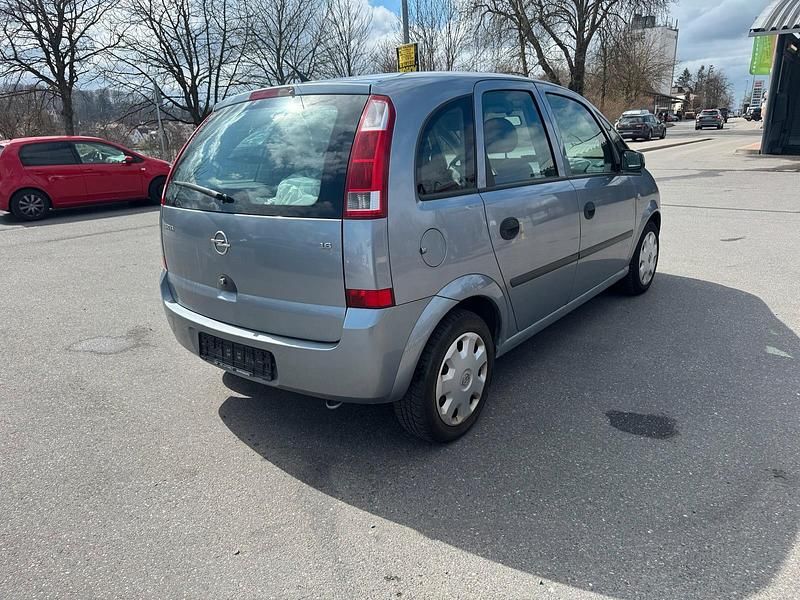 Gebraucht Opel Meriva 101 PS (74 kW) 2003 Silber Van / Kleinbus
