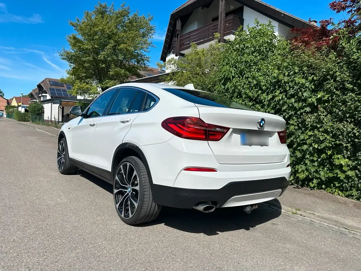Gebraucht BMW X4 190 PS (139 kW) 2015 Weiß SUV