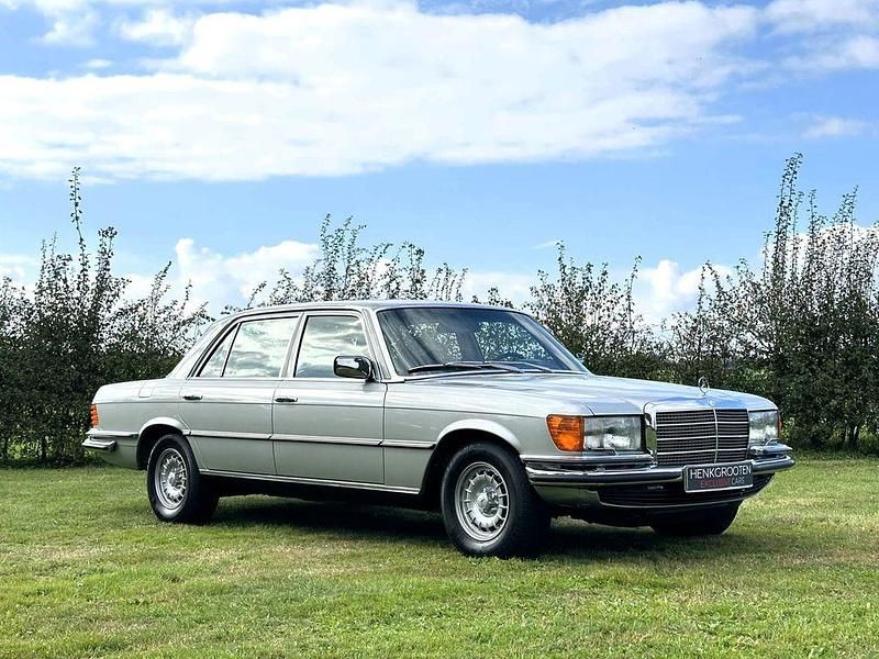 Gebraucht Mercedes 450 286 PS (210 kW) 1976 Silber Limousine