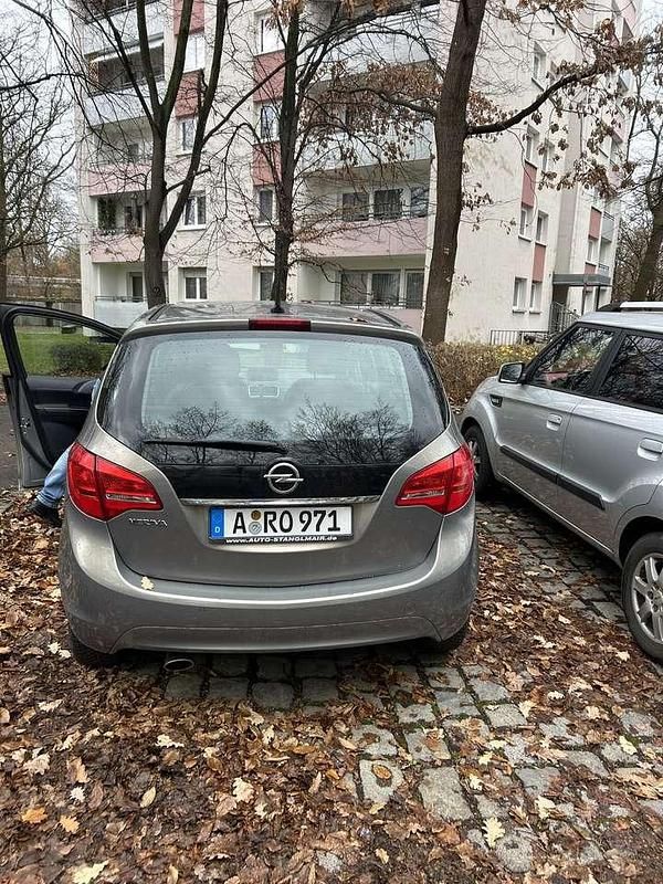 Gebraucht Opel Meriva Innovation 140 PS (102 kW) 2010 Beige Van / Kleinbus