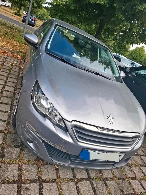 Silber Gebraucht 2016 Peugeot 308 Kombi | 7.000 € (Fairer Preis) - Bild 1/4
