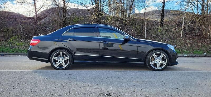 Gebraucht Mercedes E500 AMG 387 PS (284 kW) 2009 Schwarz Limousine