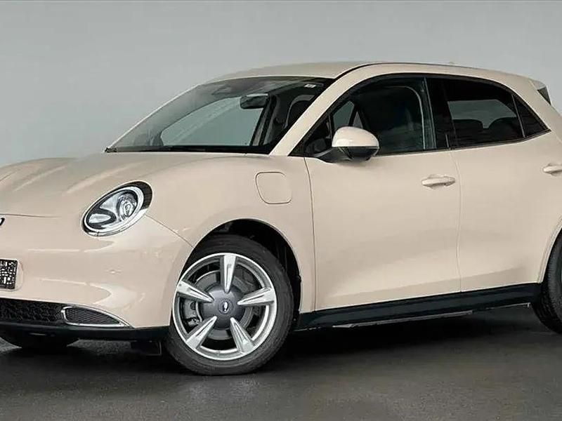 Usata Ora 03 125 kW (171 CV) 2024 Beige Utilitaria