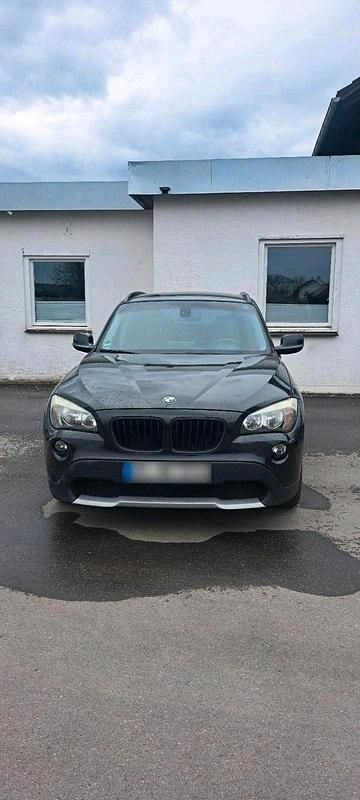 Gebraucht BMW X1 143 PS (105 kW) 2010 Schwarz SUV