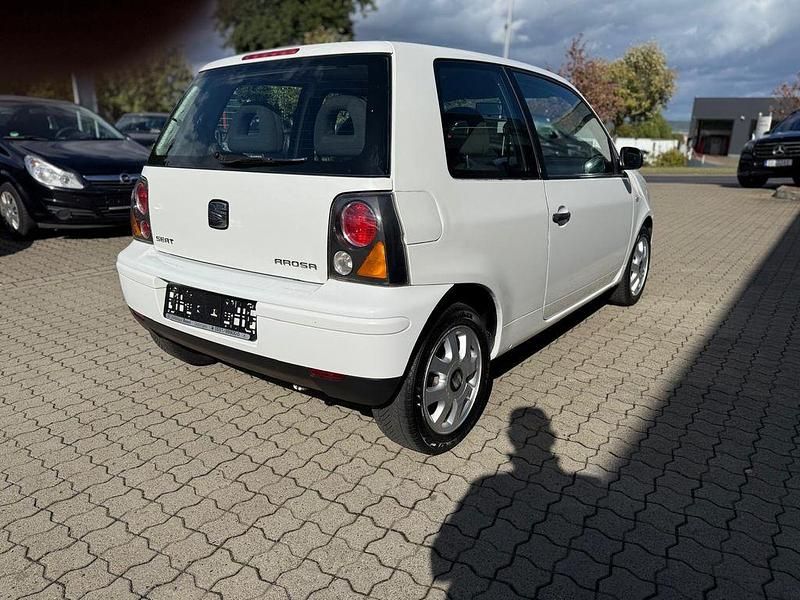 Używany Seat Arosa Prima 50 KM (36 kW) 2004 Biały Hatchback