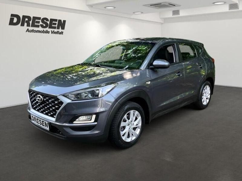 Grau Gebraucht 2019 Hyundai Tucson SUV | 21.850 € (Fairer Preis) - Bild 1/4