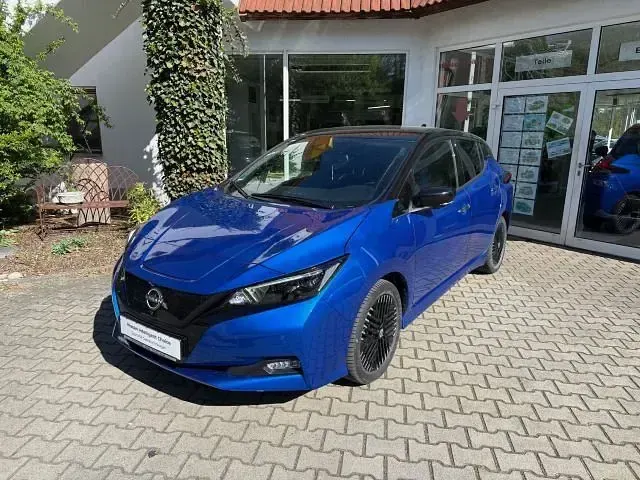 Usata Nissan Leaf 360º 110 kW (150 CV) 2023 Blu Utilitaria