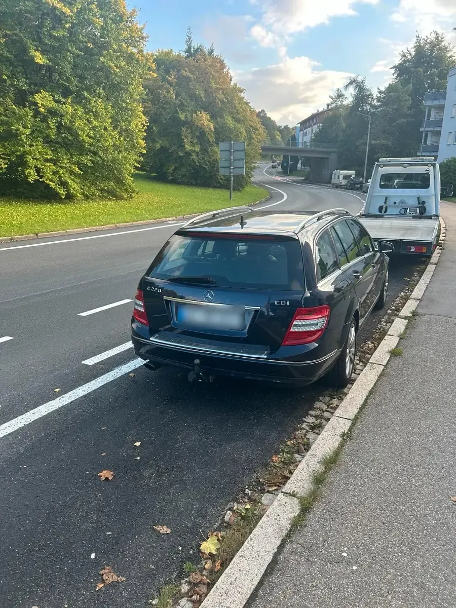 Gebraucht Mercedes C220 170 PS (125 kW) 2009 Blau Kombi