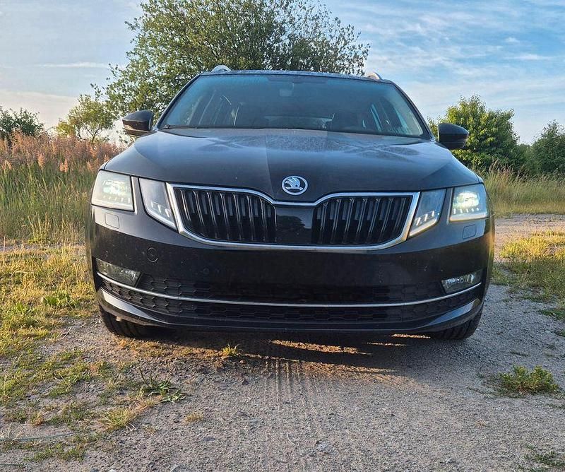 Gebraucht Skoda Octavia Style 150 PS (110 kW) 2017 Schwarz Kombi