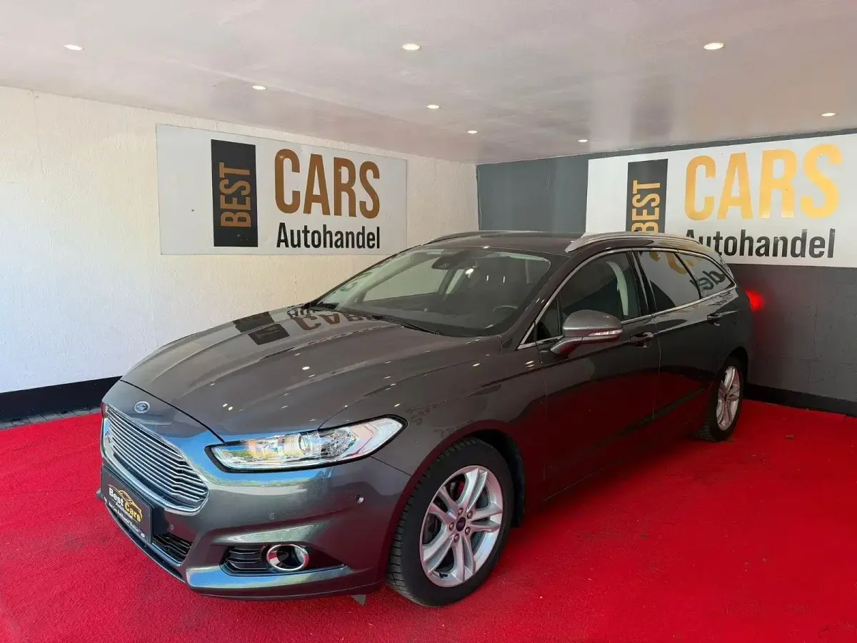 Gebraucht Ford Mondeo Titanium 165 PS (121 kW) 2018 Grau Limousine
