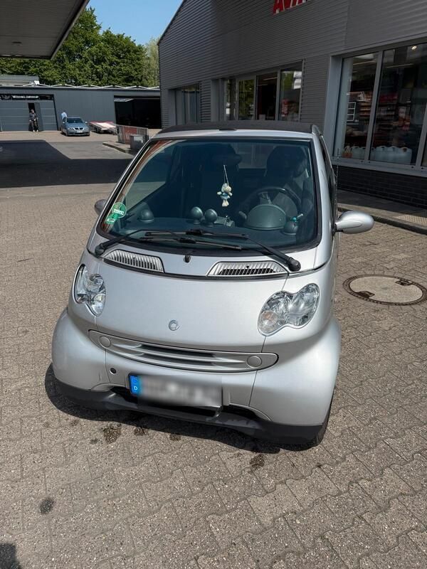 Silber Gebraucht 2004 Smart ForTwo Cabrio Cabrio | 2.550 € (Fairer Preis) - Bild 1/4