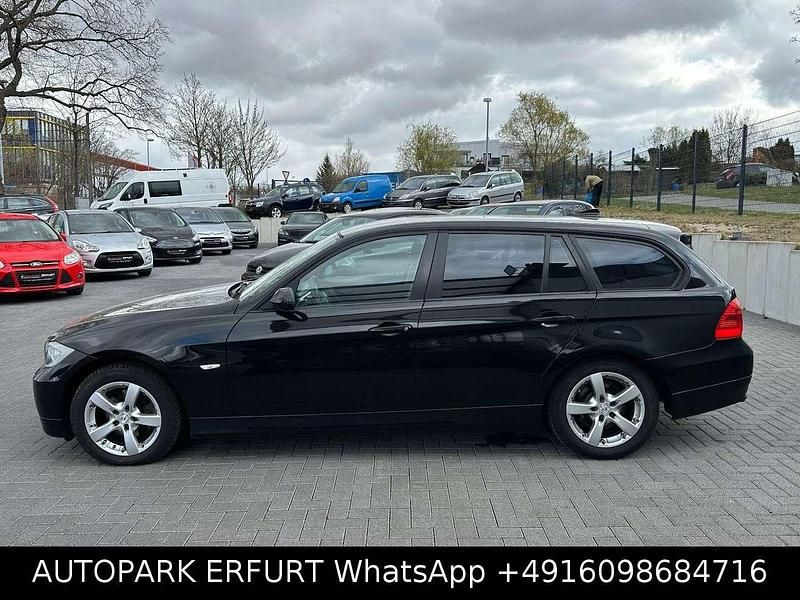 Gebraucht BMW 320 Advantage 163 PS (119 kW) 2007 Schwarz Kombi