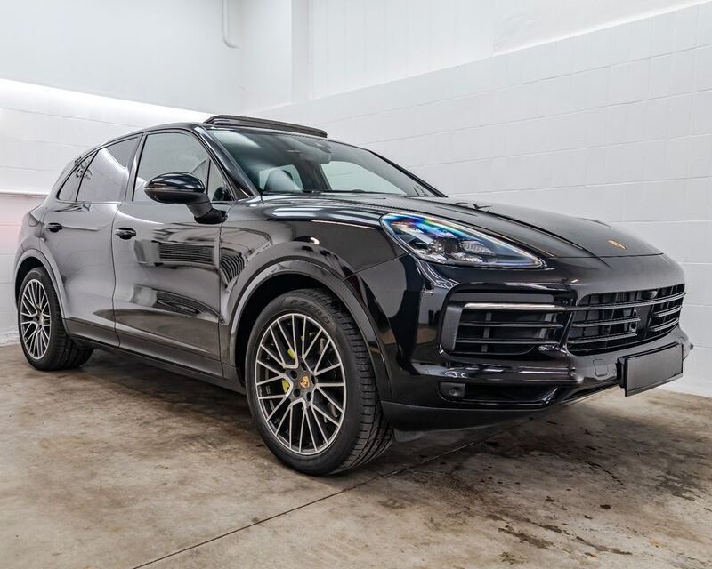 Schwarz Gebraucht 2018 Porsche Cayenne SUV | 54.999 € (Teuer) - Bild 1/4