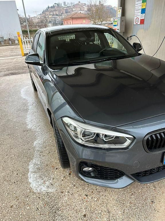 Gebraucht BMW 120 M Sport 190 PS (139 kW) 2015 Grau Kleinwagen