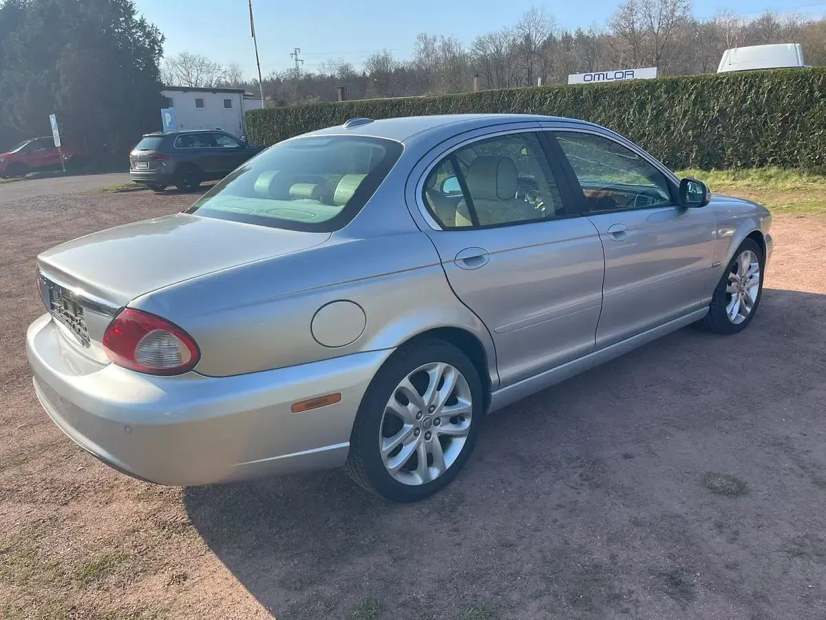 Używany Jaguar X-type 145 KM (106 kW) 2009 Sedan/Limuzyna