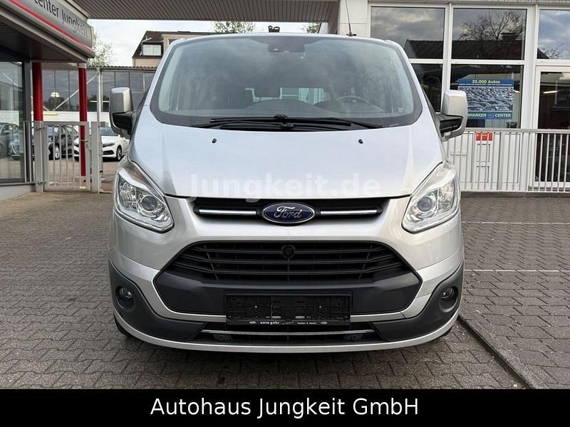 Używany Ford Transit Titanium 170 KM (125 kW) 2016 Srebrny Kombi