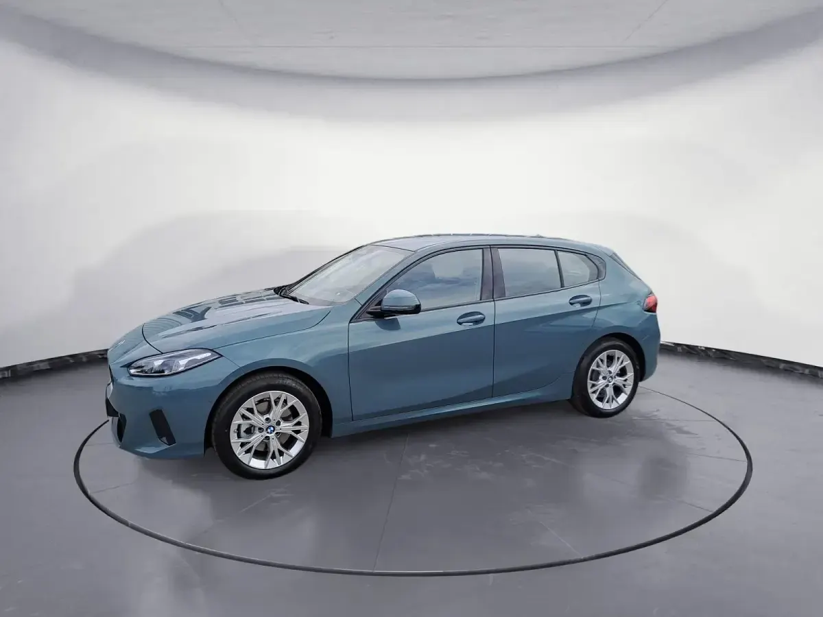 Gebraucht BMW 120 170 PS (125 kW) 2025 Grün Kleinwagen