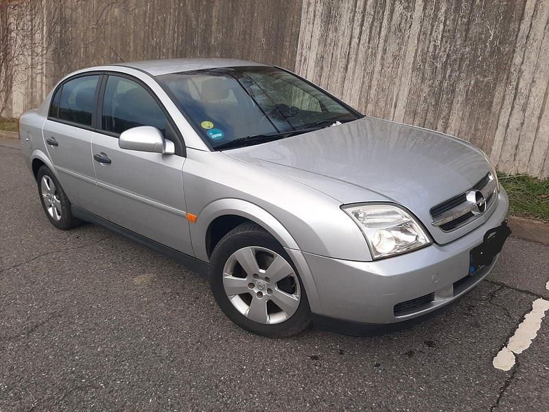 Silber Gebraucht 2002 Opel Vectra Limousine | 2.950 € (Teuer) - Bild 1/4