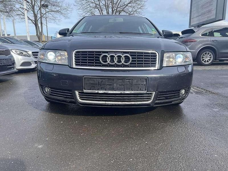 Gebraucht Audi A4 Design 131 PS (96 kW) 2004 Schwarz Kombi