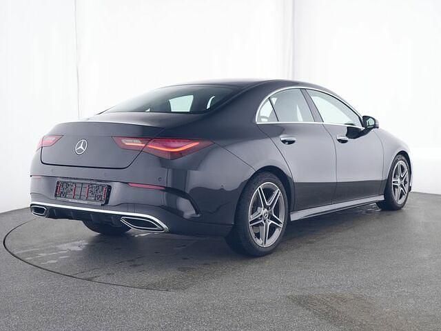 Gebraucht Mercedes CLA200 AMG 163 PS (119 kW) 2024 Metalliclack kosmosschwarz Coupé
