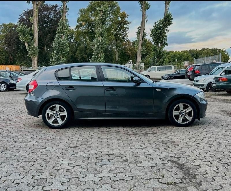 Gebraucht BMW 120 163 PS (119 kW) 2005 Grau Kleinwagen