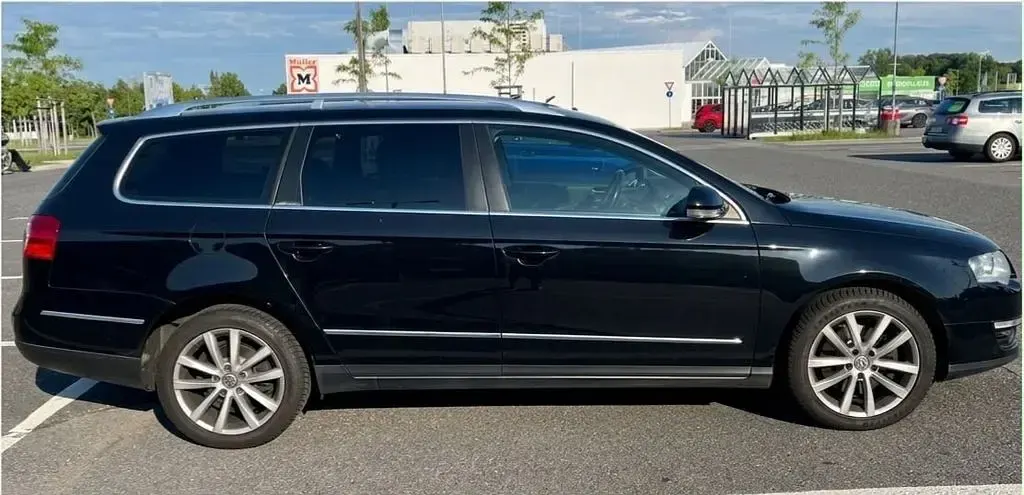 Gebraucht VW Passat Highline 140 PS (102 kW) 2009 Schwarz Kombi