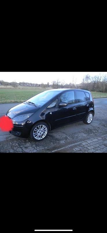 Schwarz Gebraucht 2008 Mitsubishi Colt Van / Kleinbus | 3.900 € - Bild 1/4