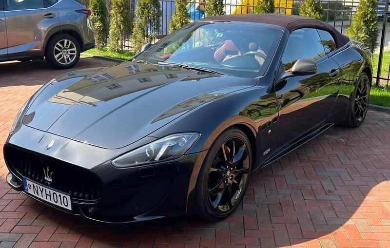 Schwarz Gebraucht 2014 Maserati GranCabrio Cabrio | 55.000 € (Superpreis) - Bild 1/4