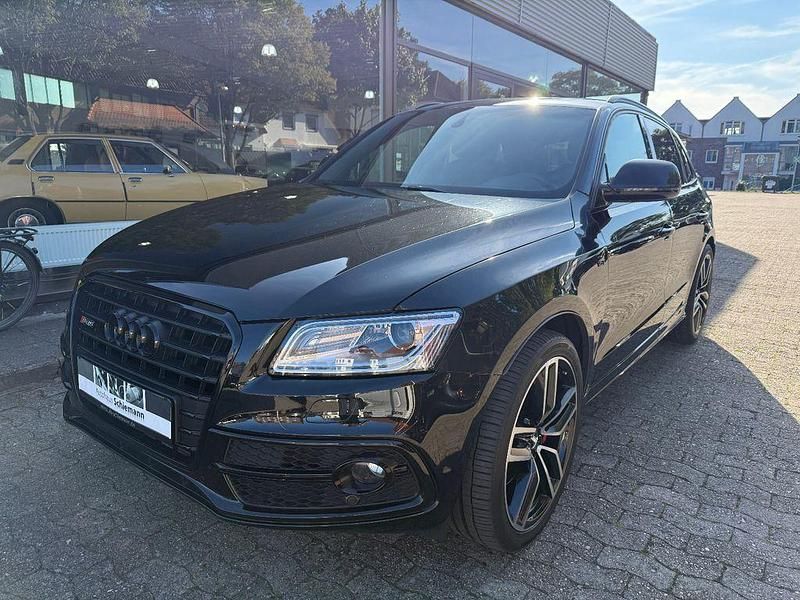 Schwarz Gebraucht 2016 Audi SQ5 Sport SUV | 35.930 € (Teuer) - Bild 1/4