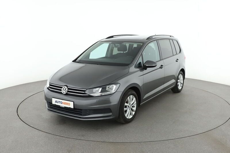 Grau Gebraucht 2015 VW Touran Comfortline Van / Kleinbus | 18.190 € (Fairer Preis) - Bild 1/4