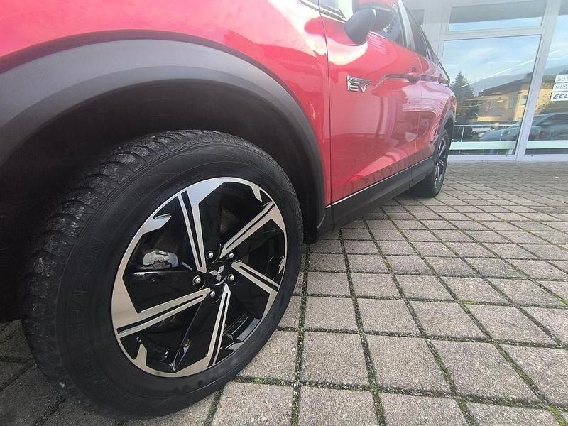 Gebraucht Mitsubishi Eclipse Cross 98 PS (72 kW) 2021 Rot SUV