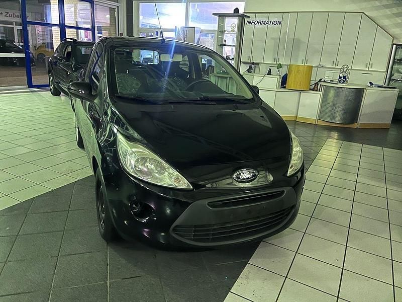 Gebraucht Ford Ka Trend 69 PS (50 kW) 2012 Schwarz Kleinwagen