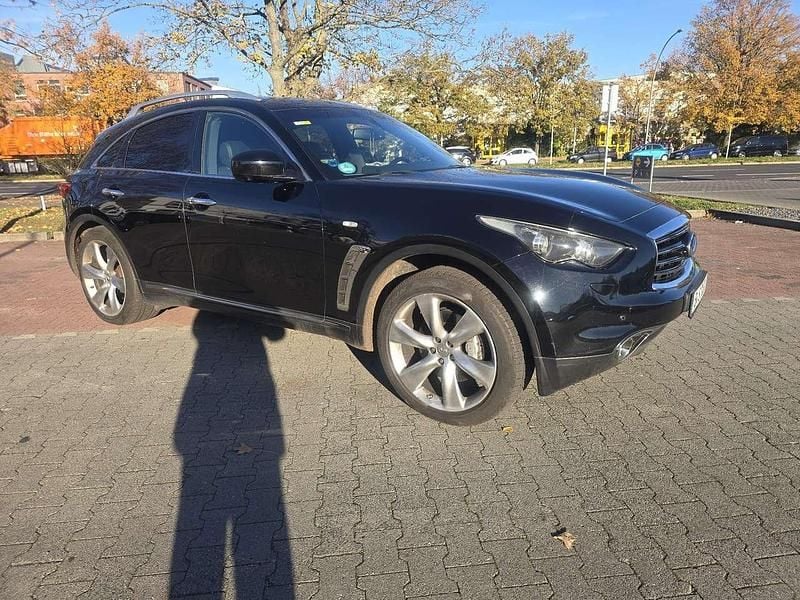 Schwarz Gebraucht 2012 Infiniti Fx30 SUV | 12.500 € (Fairer Preis) - Bild 1/4