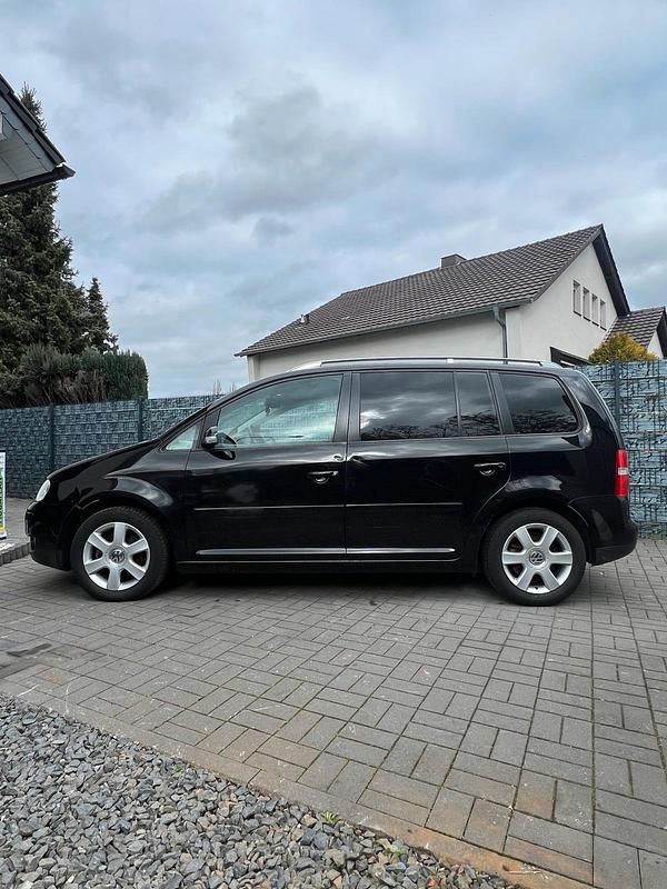 Gebraucht VW Touran 140 PS (102 kW) 2006 Schwarz Van / Kleinbus