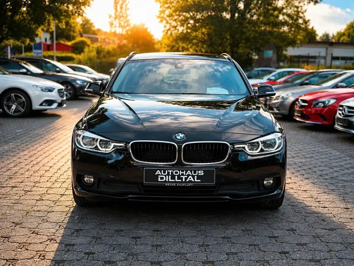 Gebraucht BMW 318 Advantage 150 PS (110 kW) 2018 Schwarz Kombi