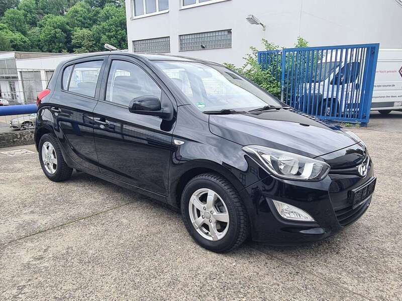 Black diamond Gebraucht 2012 Hyundai i20 Edition Kleinwagen | 4.550 € (Fairer Preis) - Bild 1/4