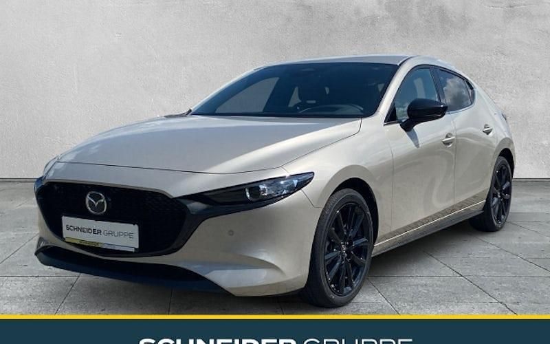 Weiß Neu 2025 Mazda 3 Nagisa Limousine | 27.770 € (Fairer Preis) - Bild 1/4