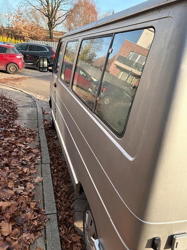 Gebraucht Renault Trafic 120 PS (88 kW) 1997 Silber Van / Kleinbus