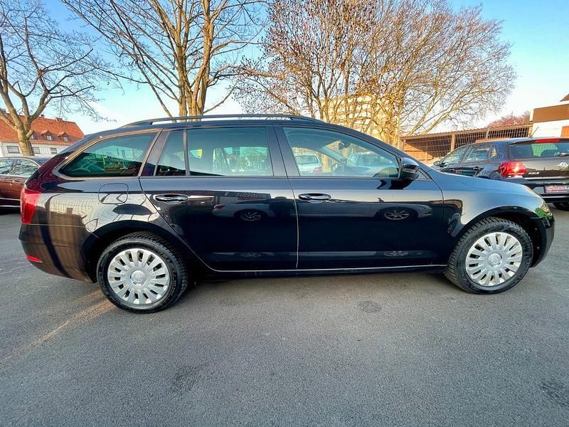 Gebraucht Skoda Octavia Style 150 PS (110 kW) 2019 Schwarz Kombi