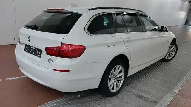 Second-hand BMW 520 Performance 190 CP (139 kW) 2016 Alb Break