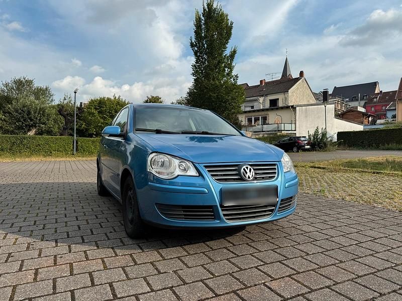 Blau Gebraucht 2005 VW Polo Kleinwagen | 1.600 € (Fairer Preis) - Bild 1/4