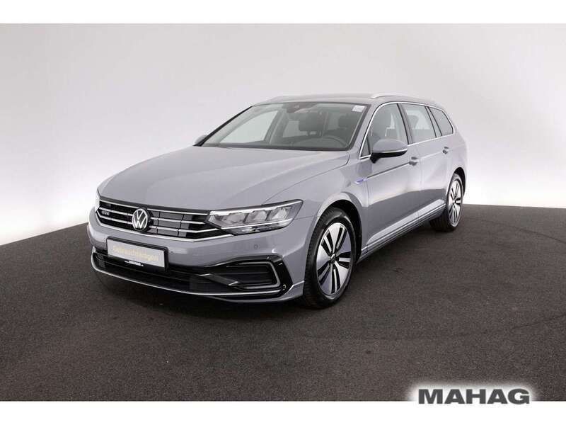 Gebraucht VW Passat GTE 218 PS (160 kW) 2022 Mondsteingrau Kombi