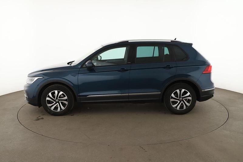 Gebraucht VW Tiguan Active 150 PS (110 kW) 2022 Blau SUV