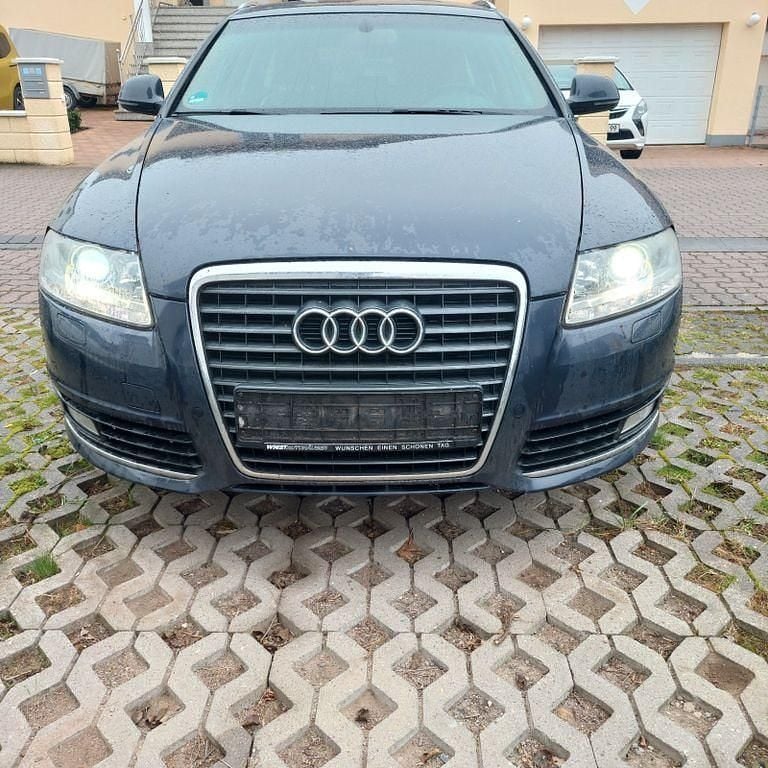 Blau Gebraucht 2009 Audi A6 Ambiente Kombi | 3.500 € (Superpreis) - Bild 1/4