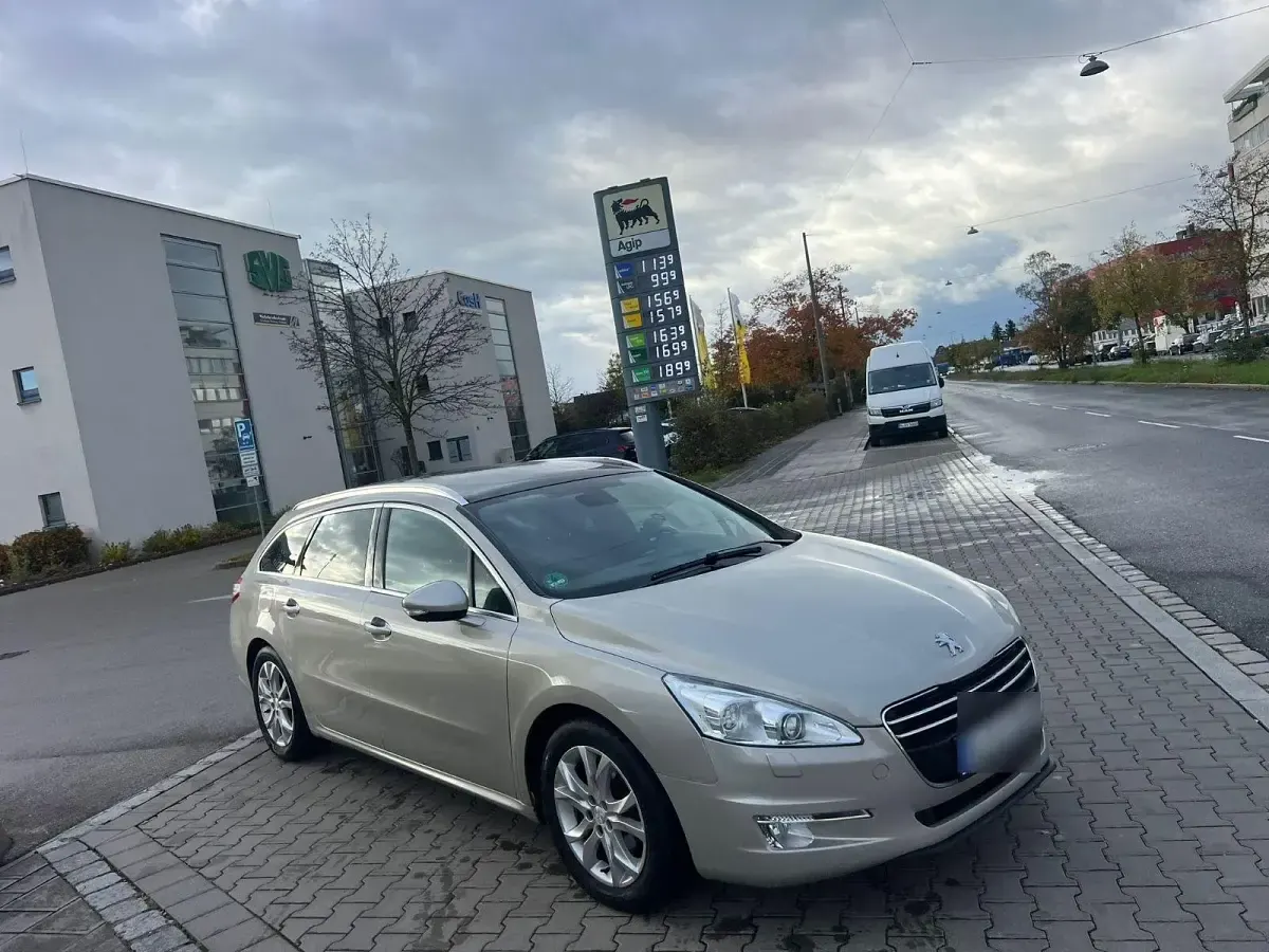 Gebraucht Peugeot 508 SW Active 156 PS (114 kW) 2012 Grau Kombi