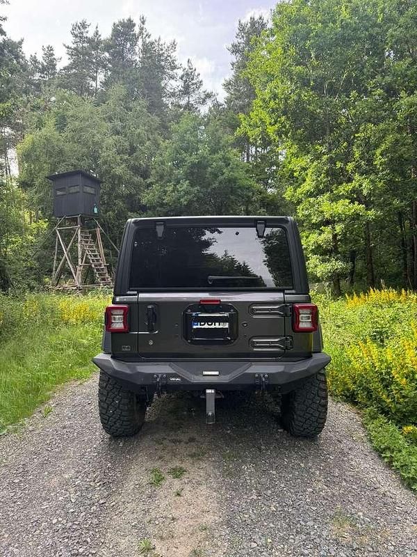 Gebraucht Jeep Wrangler Rubicon 305 PS (224 kW) 2019 Grau SUV