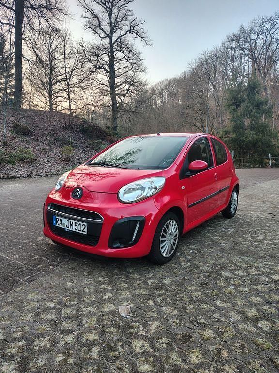 Rot Gebraucht 2012 Citroën C1 Kleinwagen | 3.999 € (Fairer Preis) - Bild 1/4