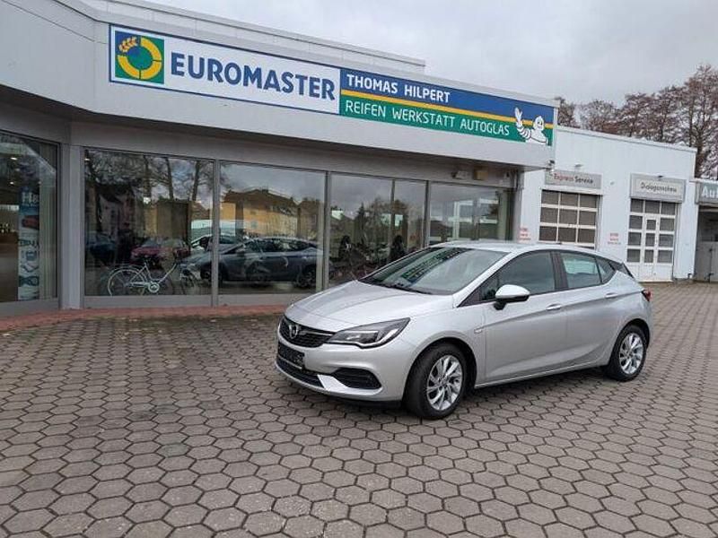 Gebraucht Opel Astra Edition 146 PS (107 kW) 2020 Silber Limousine